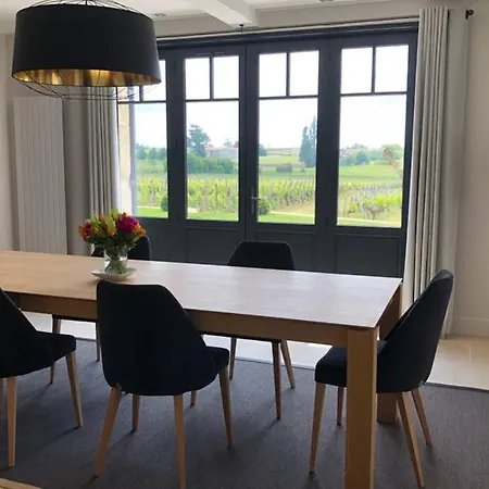 ヴィラ Chateau Soutard Cadet *