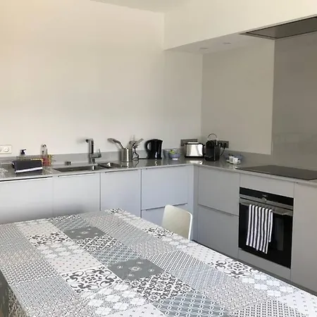 ヴィラ Chateau Soutard Cadet *